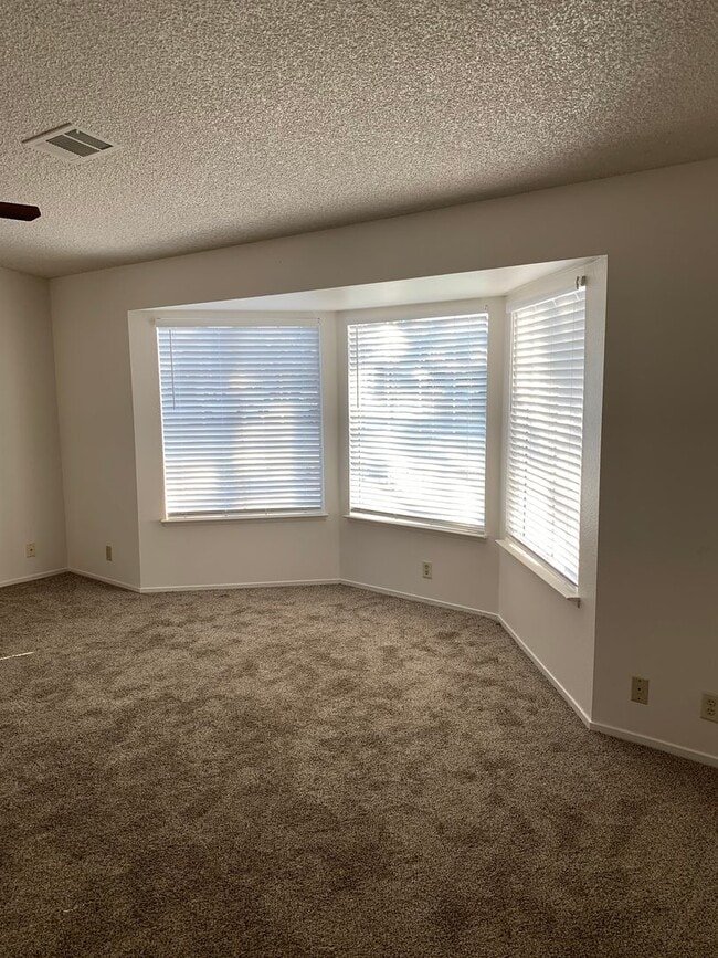 Photo - 3 Bedroom 2 Bath Home