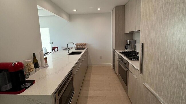 Photo - 30 Riverside Blvd Unit 310