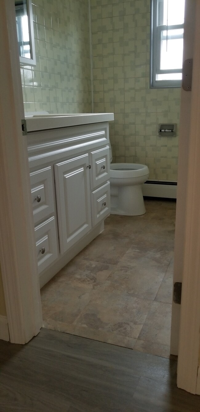 Photo - 3 Paris St Unit 4