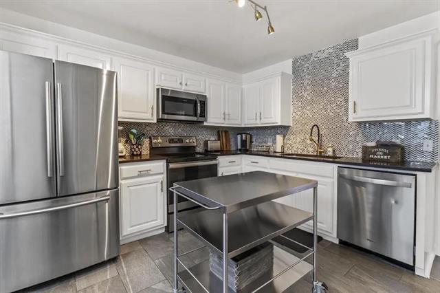 Photo - 3606 Kayewood Dr