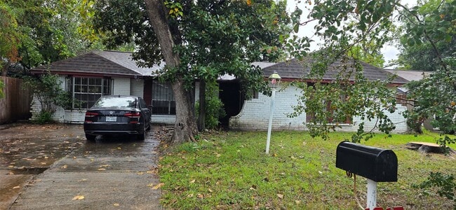 Building Photo - 1018 Forestburg Dr Rental