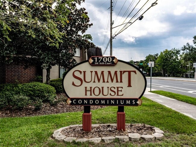 Photo - 1700 SW 16th Ct Condo Unit E8