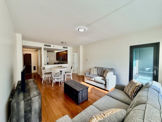 Photo - 130 N Garland Ct Unit 2110