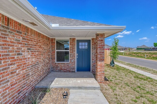 Photo - 2723 Varenna Ln