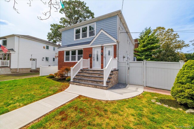 Photo - 123 Denton Ave