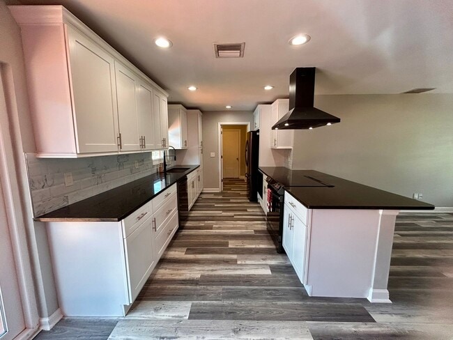 Photo - 316 NW Avens St