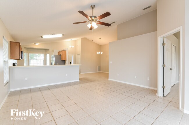 Photo - 148 Heavenwood Ct