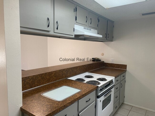 Photo - 801 Laurelwood Dr Unit A