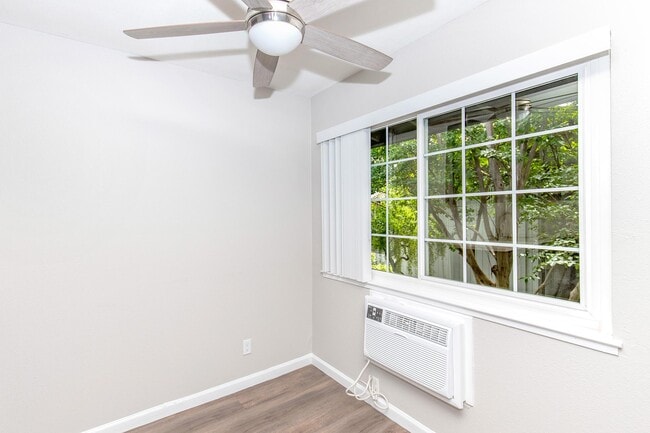 Creekside Apartments