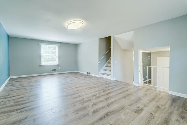 Photo - 161 Railroad Mills Rd