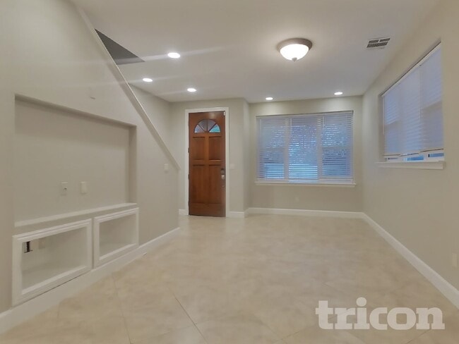 Photo - 2280 South Dr