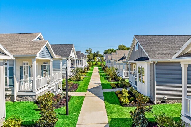 Photo - 1111 W Bay Ave