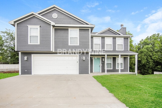 Building Photo - 615 Patrick Dr