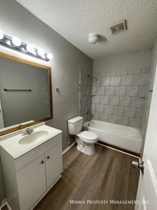 Photo - 3007 W Louisiana Ave Unit 08