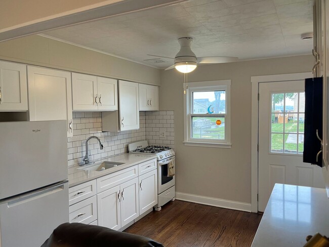 Photo - 32 Lakeside Ln