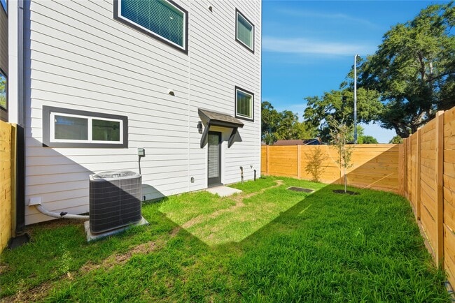 Photo - 10929 Ivyridge Rd