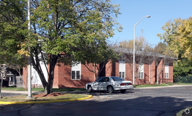 Photo - Foxhill Manor Cooperative