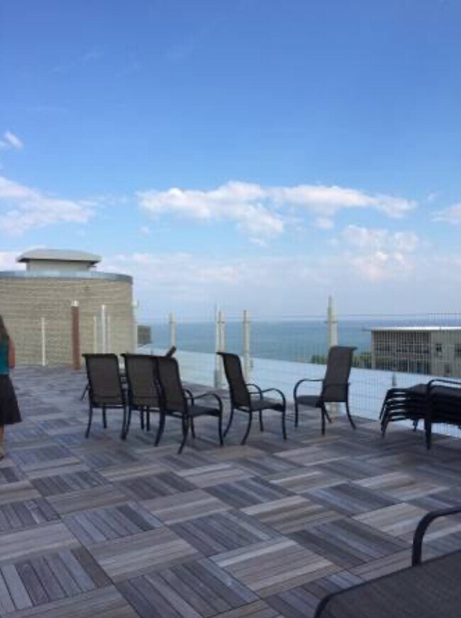 Photo - 3950 N Lake Shore Dr Unidad 1428