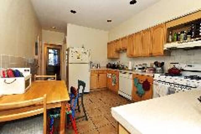 Photo - Brookline / Cleveland Circle 4 Bed/2 Bath on Strathmore Rd for Sept 2026