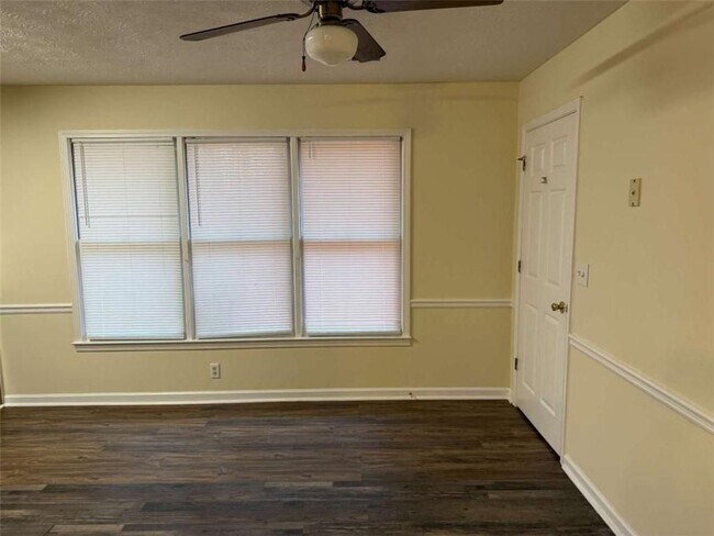 Photo - 80 Rolling Ridge Dr