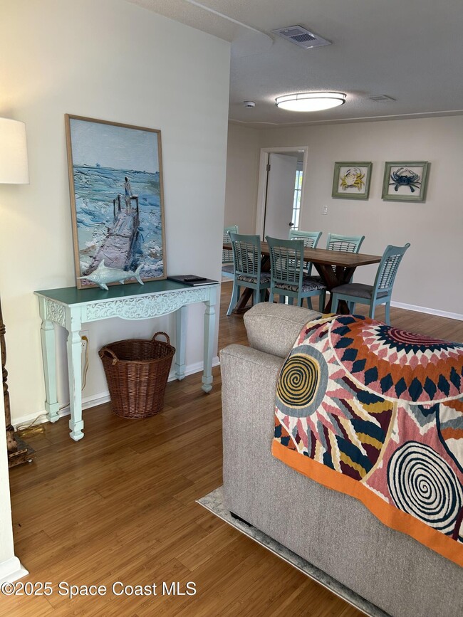 Photo - 1380 Holiday Blvd