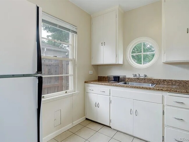 Photo - 2630 S Marion St