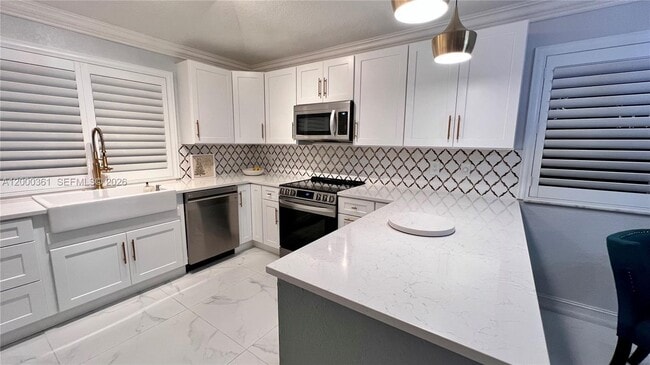 Photo - 6762 Via Regina