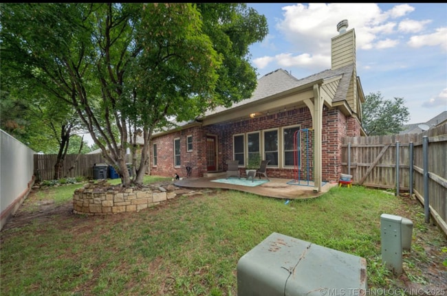 Photo - 8404 E 98th Pl