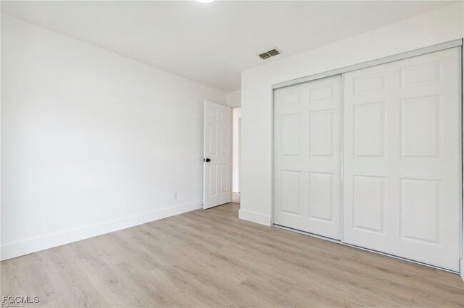 Building Photo - 4700 3rd St W Rental