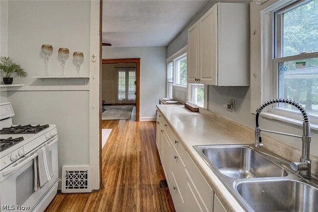2245 Bellfield Ave Unit 1