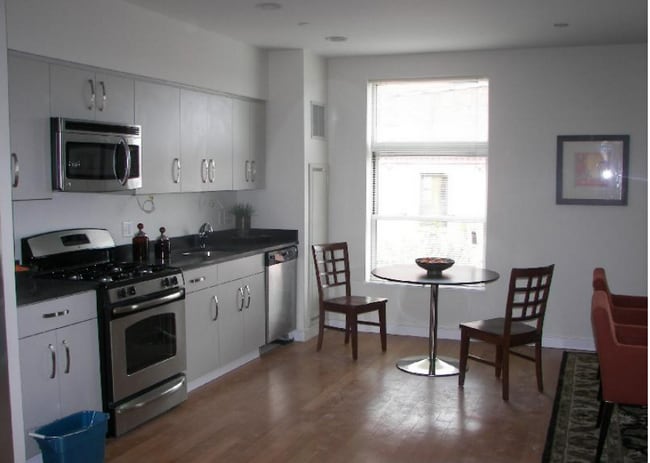 Photo - 599 Albany St