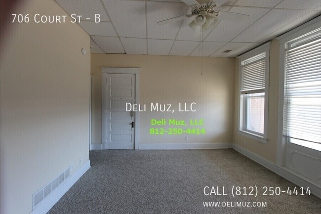 Building Photo - 706 Court St Unit B