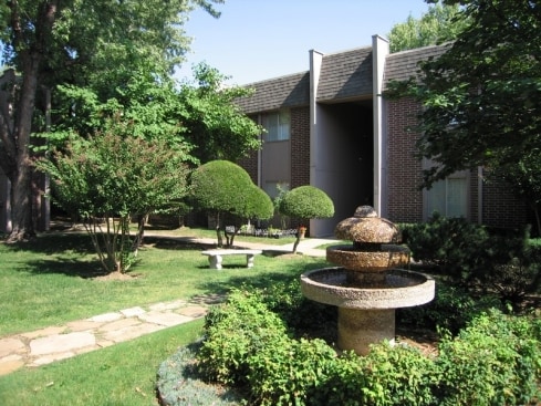 Photo - 5400 South Apartments