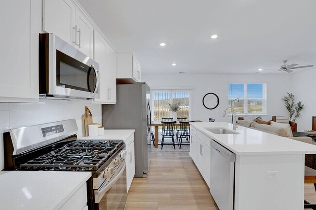 Photo - Canvas at Crown Point