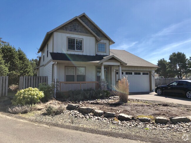 Building Photo - 4050 Evergreen Ave Rental