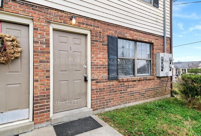 Photo - 621 Westport Rd Unit 1