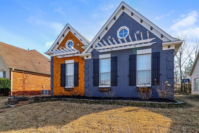 Photo - 8715 Macon Rd