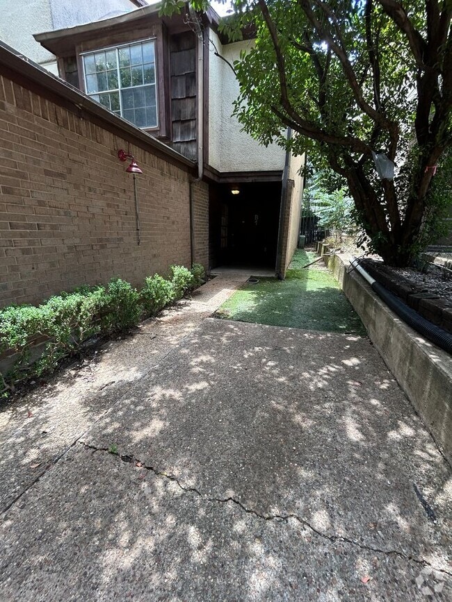 Building Photo - 7414 Fair Oaks Ave Rental