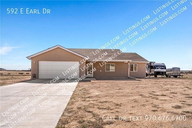 Building Photo - 592 E Earl Dr Rental