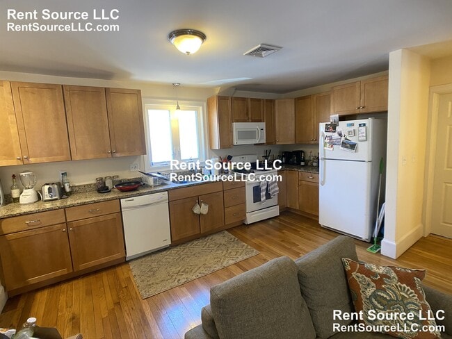 Photo - 80 Ten Hills Rd