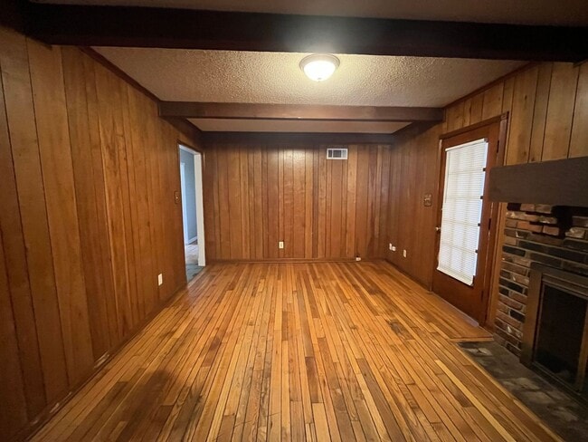 Photo - Renovated 4 Bedroom 2 Bath Home with Carport and Double Garage!!