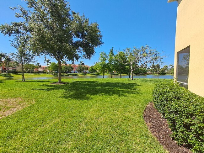 Photo - 16228 Via Solera Cir