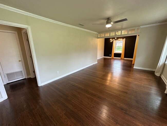 Photo - 2521 Sunnybrook Dr