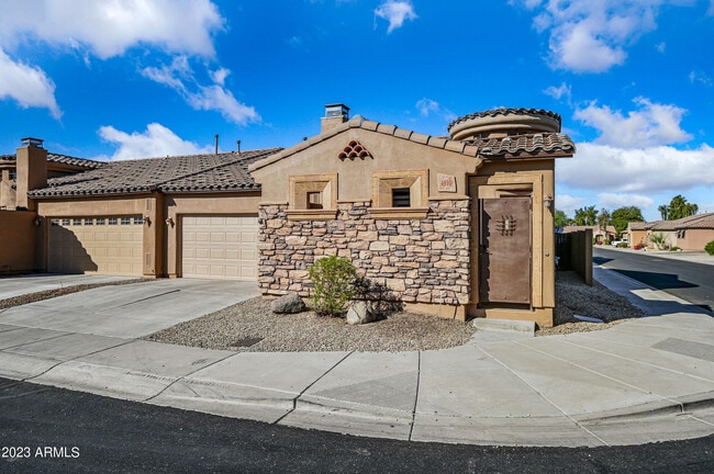 Building Photo - 4510 W Branham Ln Rental