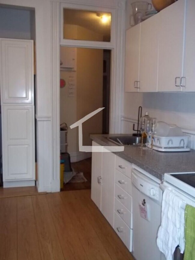 Photo - HOT BROOKLINE LISTING!!!!!