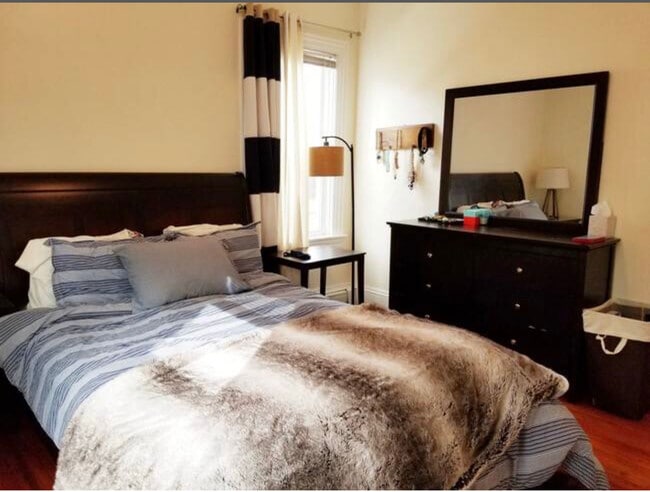 Photo - 20 University Ave Unidad 0