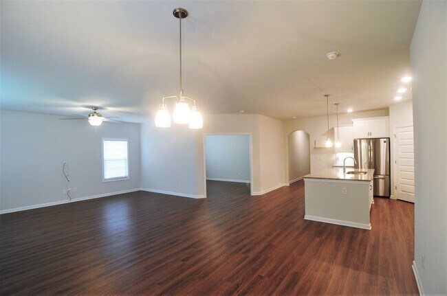 Photo - Large Buckhorn Rancher