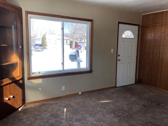 Photo - 723 Hartman Ave