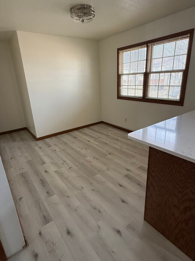 Photo - 111 W Golf Ave Unit 111 W Golf