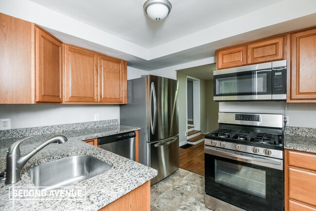 Photo - 43 Glenview Ave